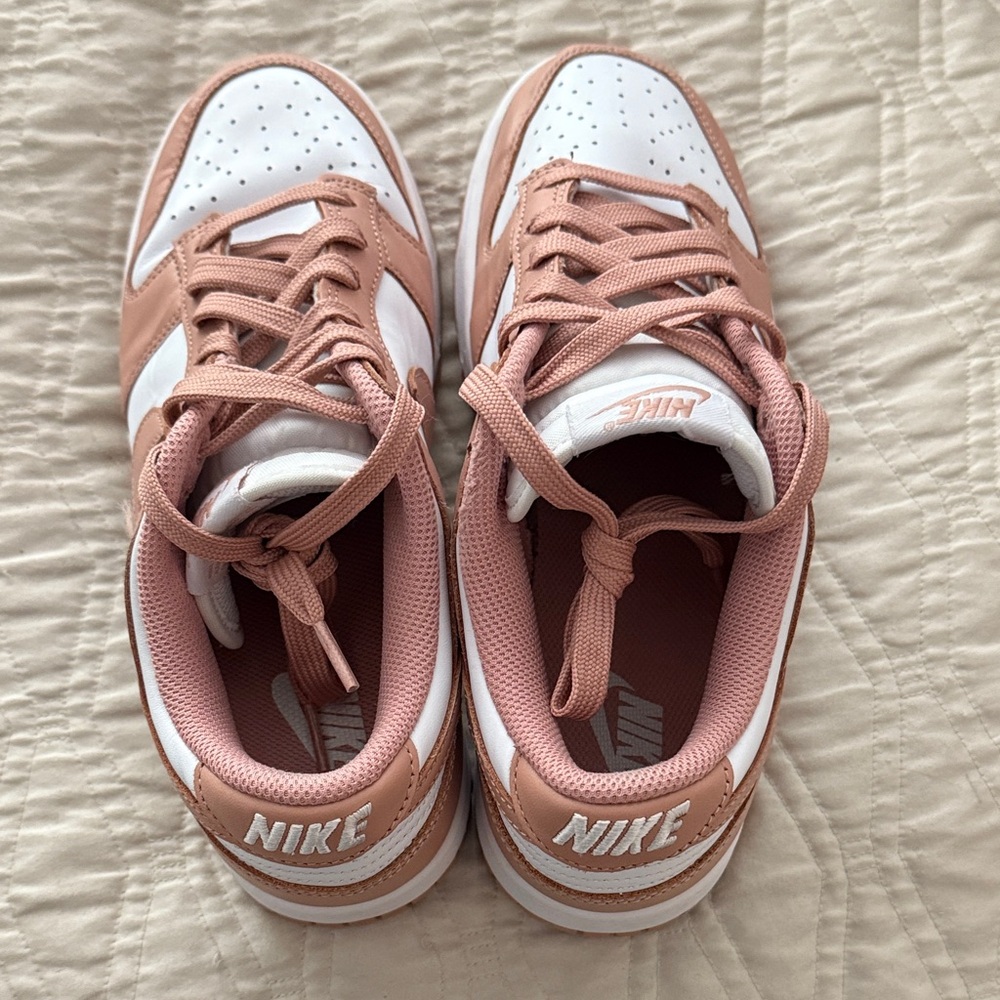 Nike Dunk Low Rose Whisper - great shape
